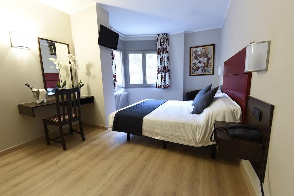 Hotel Palarine Erts Εξωτερικό φωτογραφία